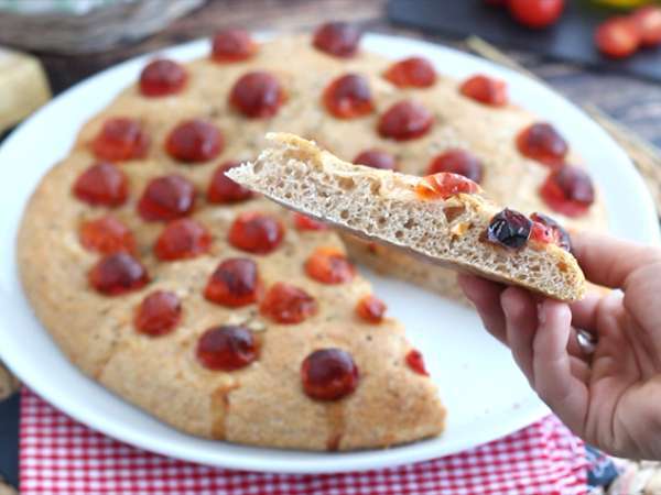 Focaccia με ντοματίνια - Προετοιμασία βήμα 6