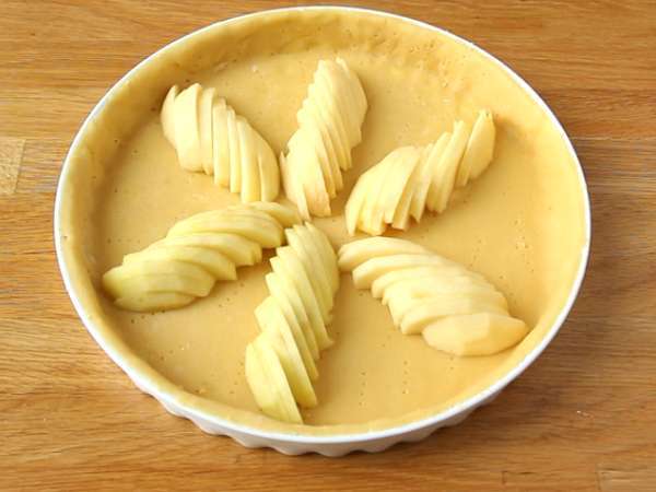 Κέικ μήλου και αμυγδάλου (Tarte normande) - Προετοιμασία βήμα 7