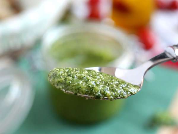 Σπιτικό πράσινο πέστο - pesto alla genovese - Προετοιμασία βήμα 4