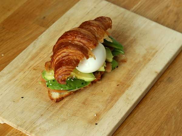 Σάντουιτς brunch με κρουασάν - Προετοιμασία βήμα 5