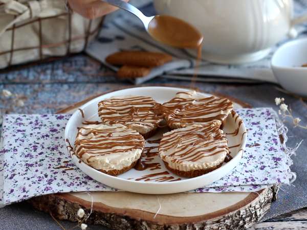 Τυρόπιτες χωρίς ψήσιμο με μπισκότα speculoos - Προετοιμασία βήμα 6