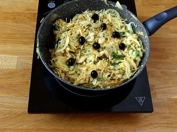 Bacalhau à Brás, μια εύκολη και νόστιμη παραδοσιακή πορτογαλική συνταγή - Προετοιμασία βήμα 6