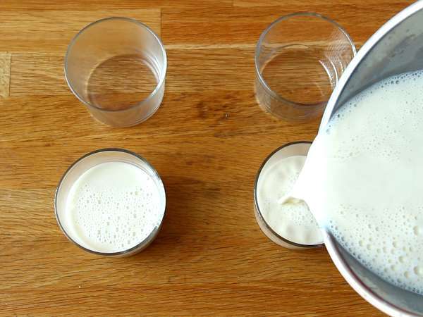 Panna cotta με coulis μούρων - Προετοιμασία βήμα 4