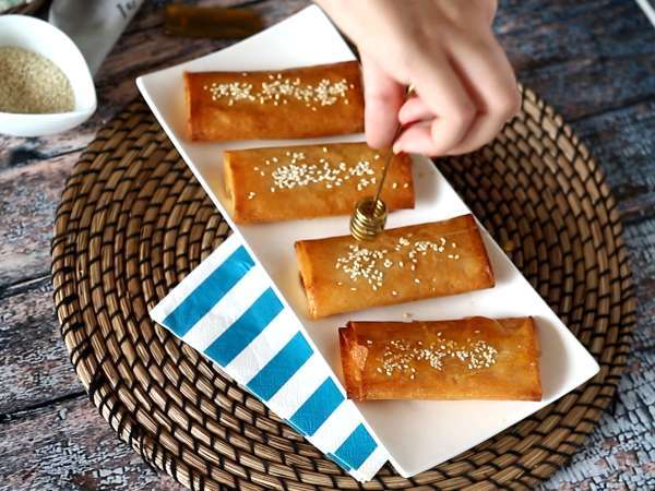 Φέτα Σαγανάκι, η ελληνική συνταγή για πατατάκια φέτας και μελιού - Προετοιμασία βήμα 6