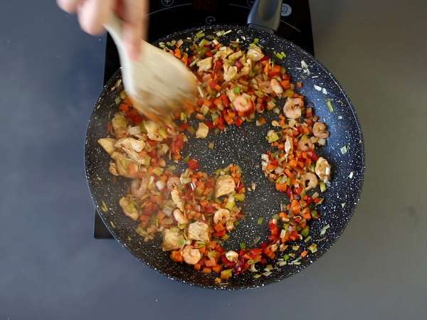 Nasi goreng, το ινδονησιακό πιάτο ρυζιού - Προετοιμασία βήμα 6