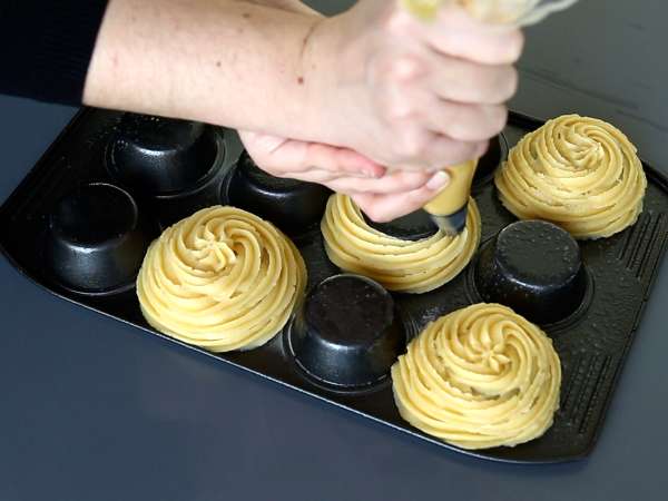 Ψημένα churros σε σχήμα μπολ για γενναιόδωρη επικάλυψη - Προετοιμασία βήμα 4