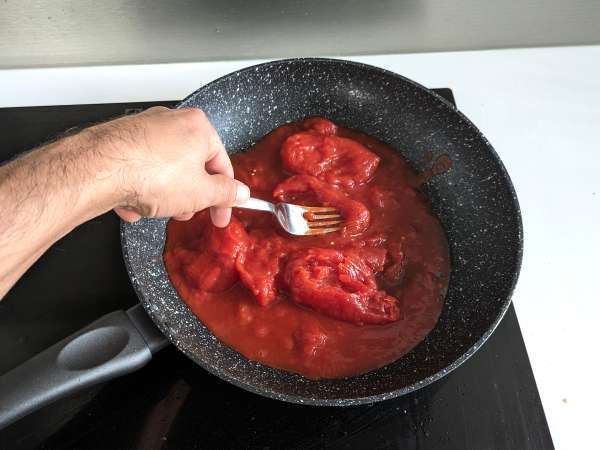 Pasta all'amatriciana, η παραδοσιακή συνταγή εξηγείται βήμα προς βήμα - Προετοιμασία βήμα 5
