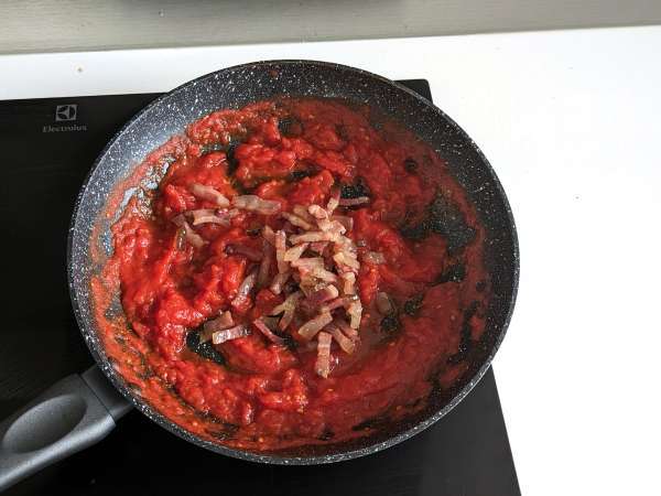 Pasta all'amatriciana, η παραδοσιακή συνταγή εξηγείται βήμα προς βήμα - Προετοιμασία βήμα 7