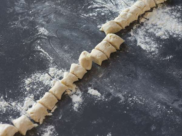 Gnocchi alla Sorrentina στο τηγάνι: η γρήγορη και πικάντικη συνταγή που όλοι αγαπούν! - Προετοιμασία βήμα 6