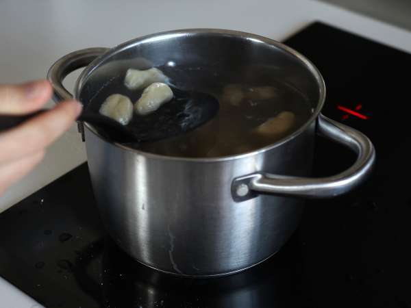 Gnocchi alla Sorrentina στο τηγάνι: η γρήγορη και πικάντικη συνταγή που όλοι αγαπούν! - Προετοιμασία βήμα 8