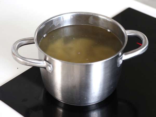 Conchiglioni γεμιστά με ρικότα και σπανάκι: ένα ακαταμάχητο ψητό χορτοφαγικό πιάτο - Προετοιμασία βήμα 3