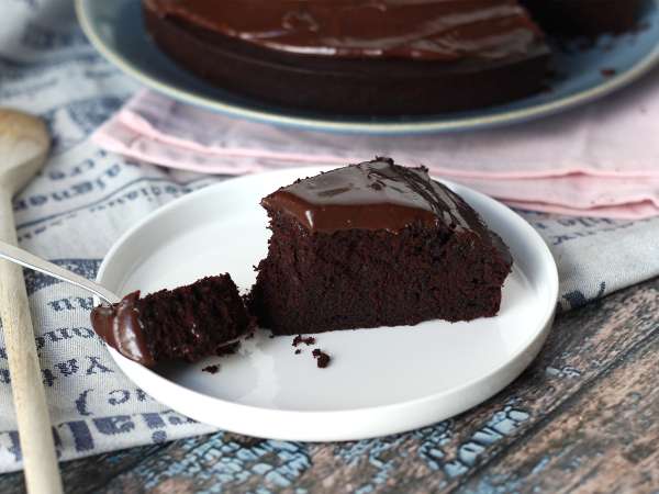 Αφράτο κέικ Nega Maluca με γλάσο brigadeiro - Προετοιμασία βήμα 10