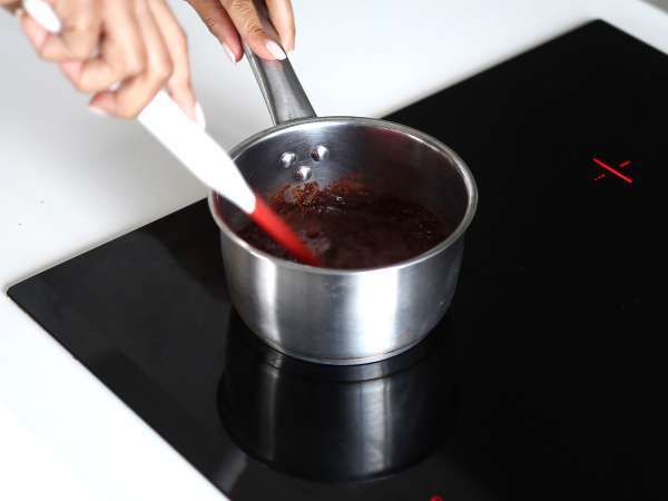 Πώς να φτιάξετε γλάσο brigadeiro για κέικ; - Προετοιμασία βήμα 1
