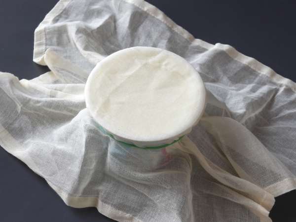 Πώς να φτιάξετε σπιτικό Skyr; Μια εύκολη και οικονομική συνταγή! - Προετοιμασία βήμα 2