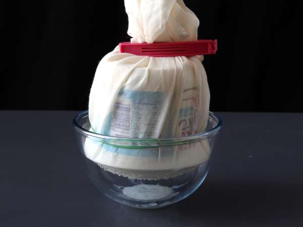 Πώς να φτιάξετε σπιτικό Skyr; Μια εύκολη και οικονομική συνταγή! - Προετοιμασία βήμα 3