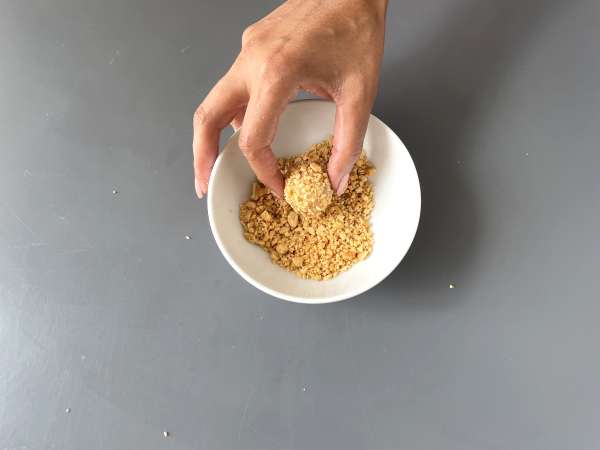 Brigadeiro φιστικιών, ένα νόστιμο βραζιλιάνικο γλυκό - Προετοιμασία βήμα 5