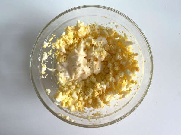 Tamago sando: το διάσημο ιαπωνικό σάντουιτς με αυγό που συναντάτε στο konbini! - Προετοιμασία βήμα 3