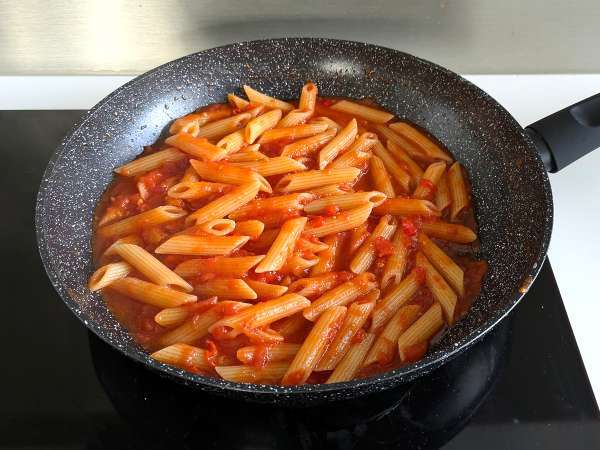 Penne all'arrabbiata: ένα κλασικό ιταλικό πιάτο που ζεσταίνει την καρδιά! - Προετοιμασία βήμα 5