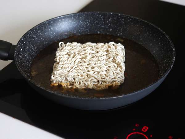 Πώς να μαγειρέψετε buldak habanero lime noodles, συνταγή με μαριναρισμένο κοτόπουλο! - Προετοιμασία βήμα 8
