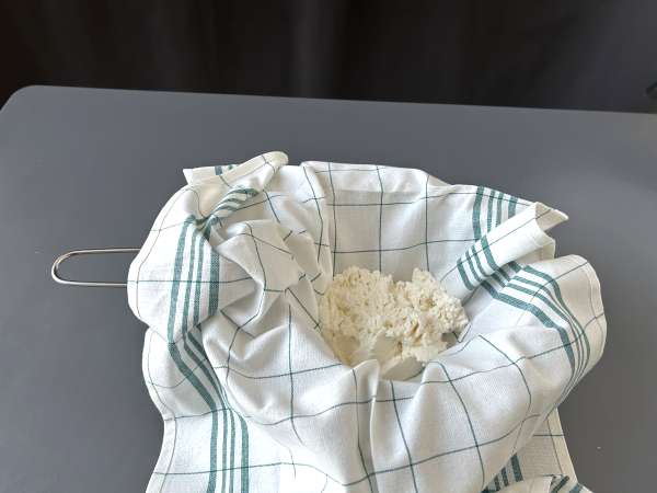 Σπανάκι και ricotta malfatti, η εύκολη, χωρίς ζύμωμα σπιτική συνταγή ζυμαρικών - Προετοιμασία βήμα 1