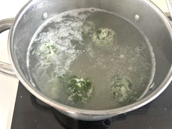 Σπανάκι και ricotta malfatti, η εύκολη, χωρίς ζύμωμα σπιτική συνταγή ζυμαρικών - Προετοιμασία βήμα 5
