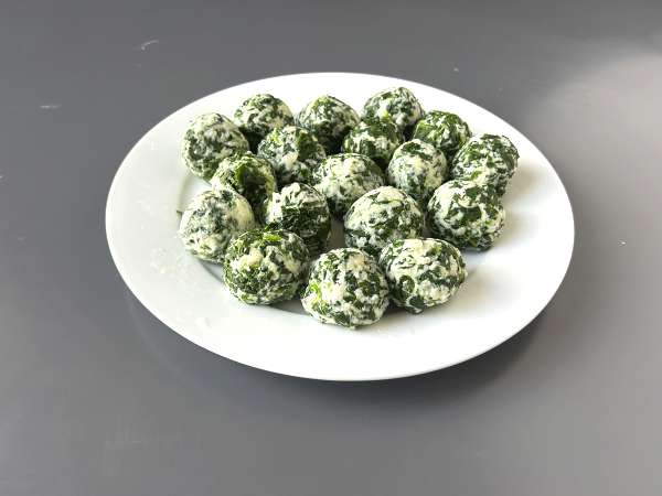 Σπανάκι και ricotta malfatti, η εύκολη, χωρίς ζύμωμα σπιτική συνταγή ζυμαρικών - Προετοιμασία βήμα 6