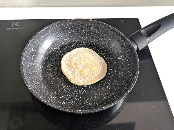 Μαλακές vegan τηγανίτες με αυγό λιναριού: εύκολη και χωρίς αυγό συνταγή - Προετοιμασία βήμα 8