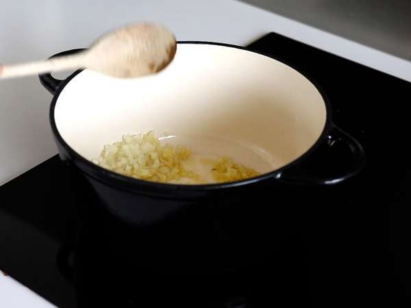 Σπιτική σάλτσα μπολονέζ - ragù alla bolognese - Προετοιμασία βήμα 1