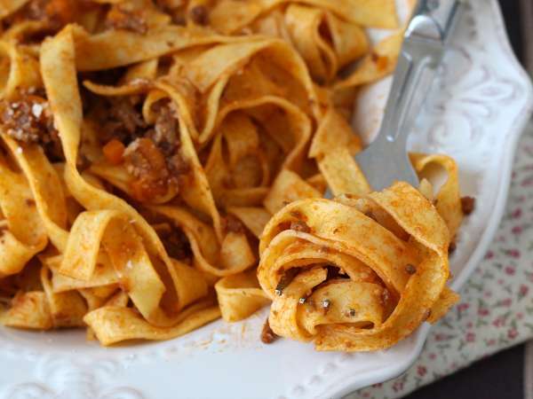 Ζυμαρικά με σάλτσα μπολονέζ - tagliatelle al ragù alla bolognese - Προετοιμασία βήμα 9