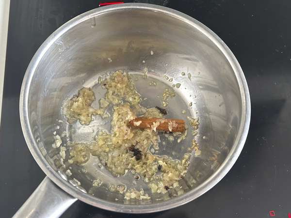 Σπιτικό chutney μάνγκο: το γλυκόξινο ινδικό καρύκευμα που ταιριάζει με τα πάντα - Προετοιμασία βήμα 3