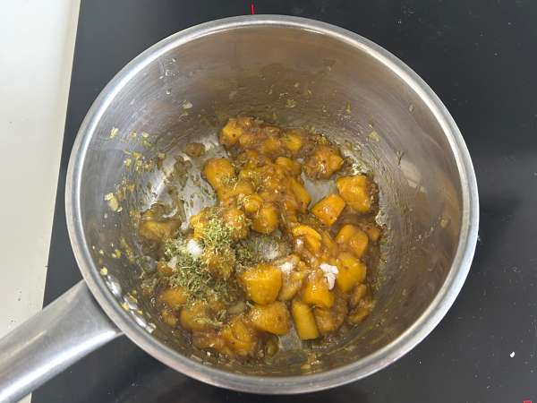 Σπιτικό chutney μάνγκο: το γλυκόξινο ινδικό καρύκευμα που ταιριάζει με τα πάντα - Προετοιμασία βήμα 5