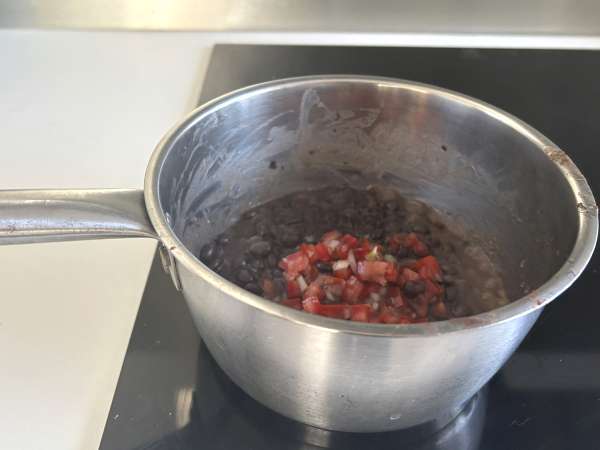 Huevos rancheros: η εμβληματική και νόστιμη μεξικάνικη συνταγή - Προετοιμασία βήμα 6