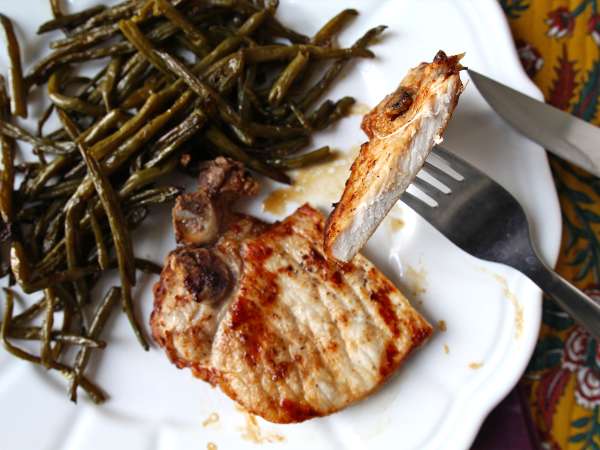 Πώς μαγειρεύετε μια χοιρινή μπριζόλα στο Airfryer; - Προετοιμασία βήμα 6