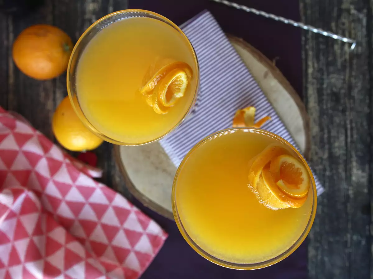 Agua de Valencia, το μεσογειακό κοκτέιλ με cava και πορτοκάλι που μπορείτε να φτιάξετε στο σπίτι. - φωτογραφία 6