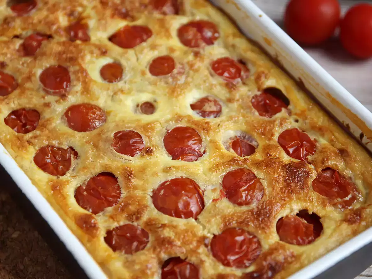 Αλμυρό clafoutis με ντοματίνια και τόνο - φωτογραφία 2