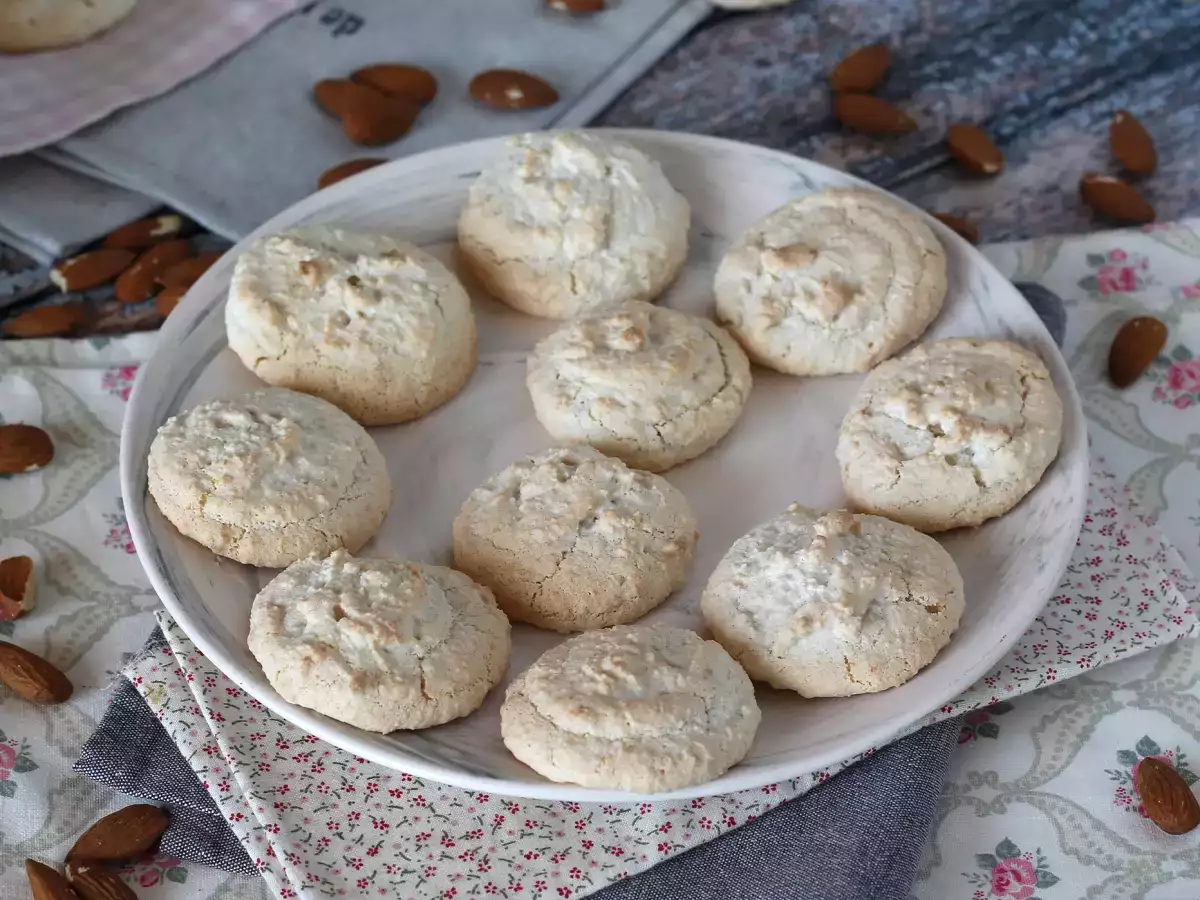 Amaretti, ιταλικές λιχουδιές αμυγδάλου που συνοδεύουν τέλεια τον καφέ! - φωτογραφία 4