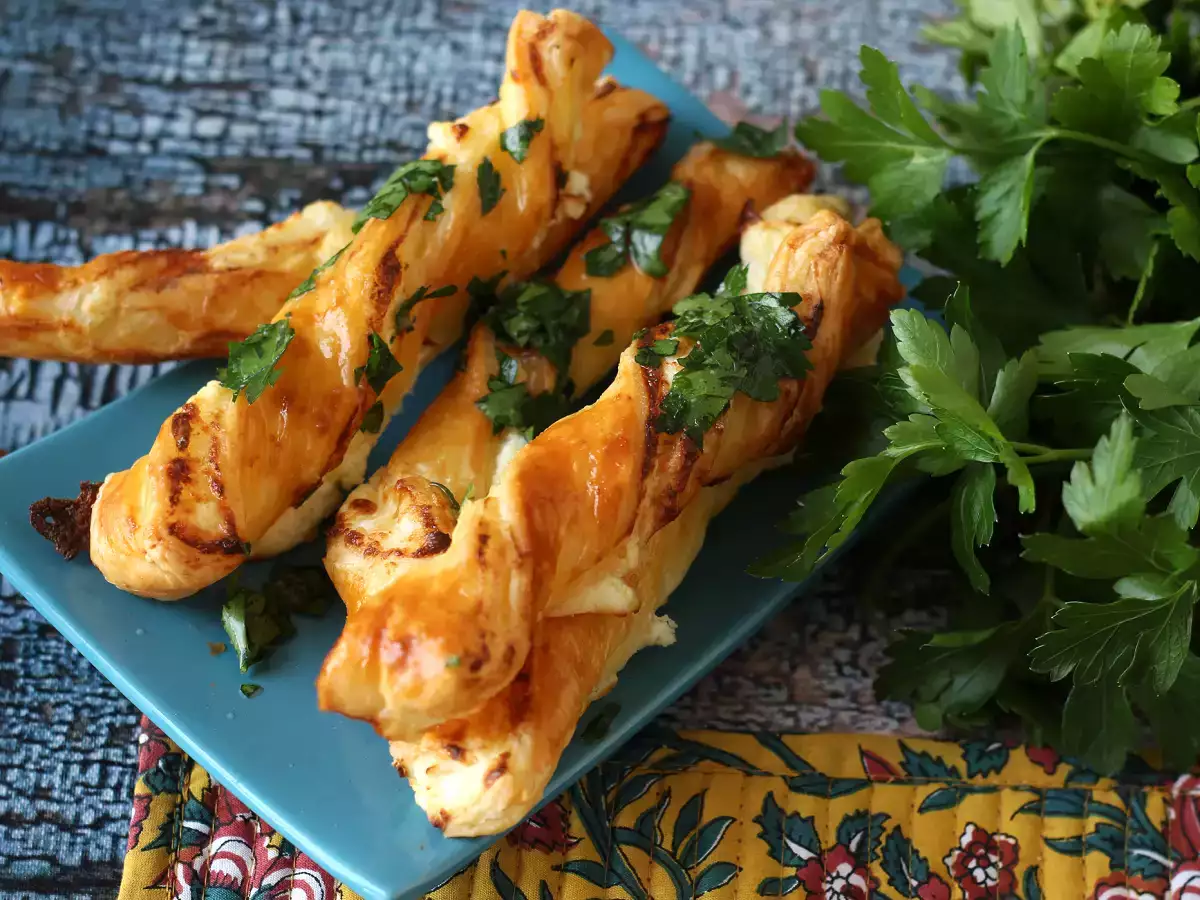 Αφράτα τυριά με Airfryer - φωτογραφία 5