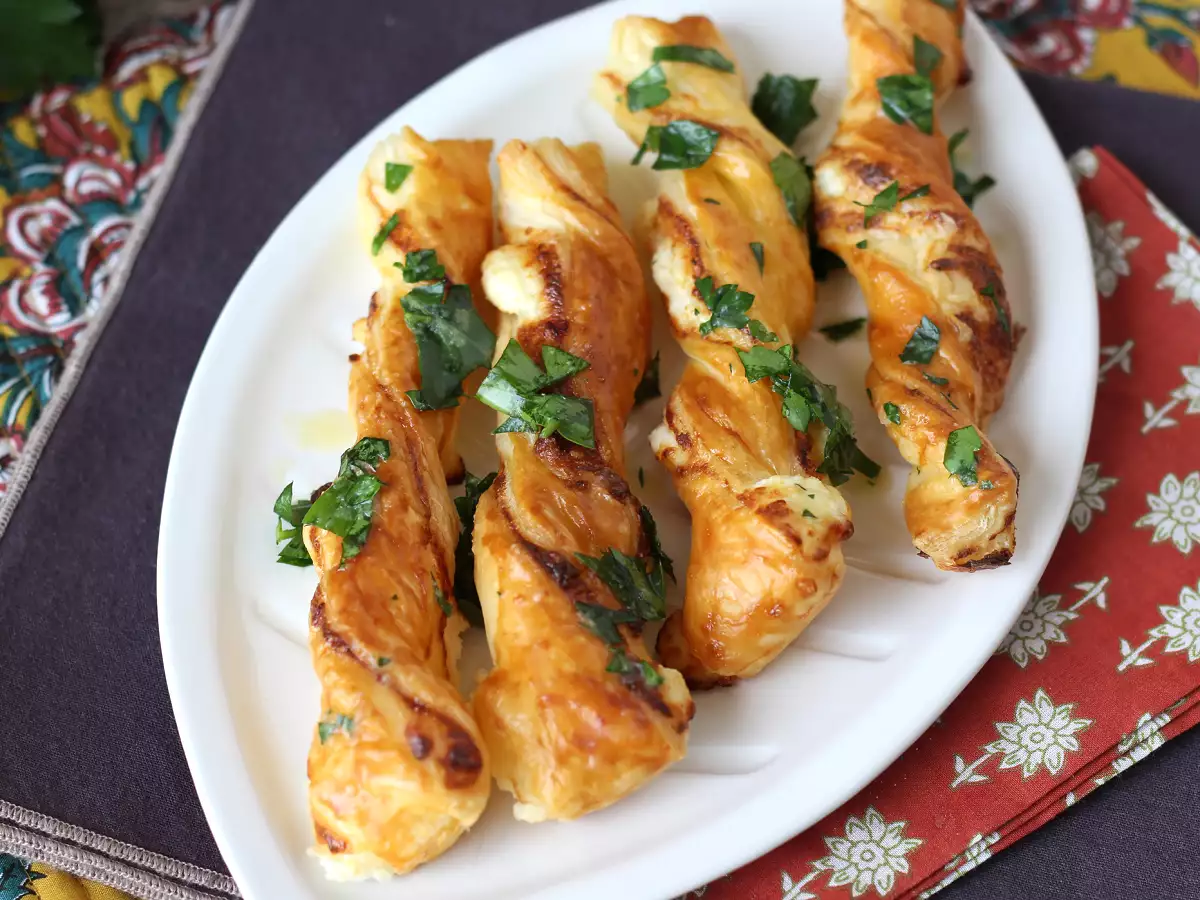 Αφράτα τυριά με Airfryer - φωτογραφία 6