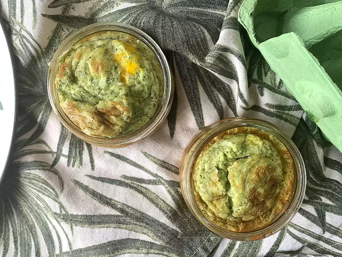 Αυγά Cocotte με πέστο