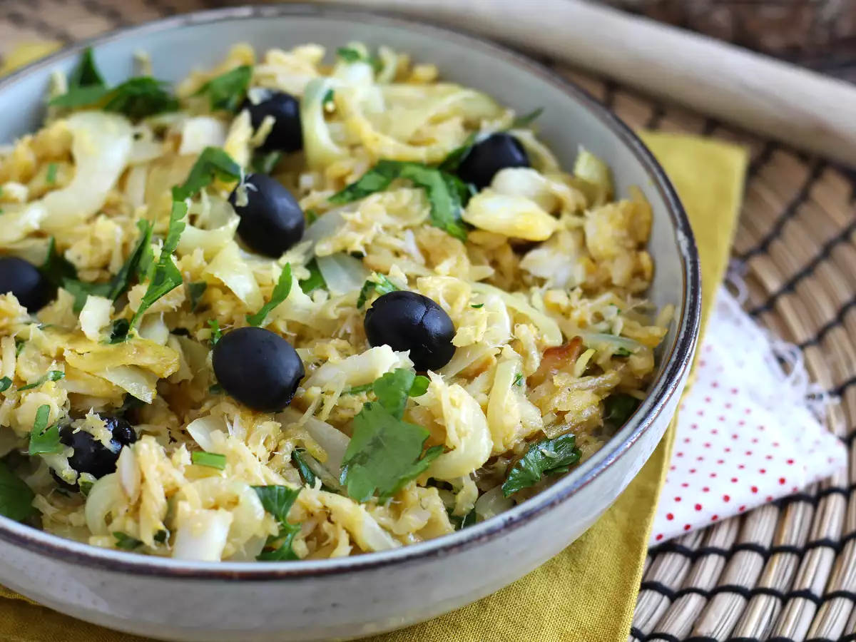 Bacalhau à Brás, μια εύκολη και νόστιμη παραδοσιακή πορτογαλική συνταγή - φωτογραφία 2