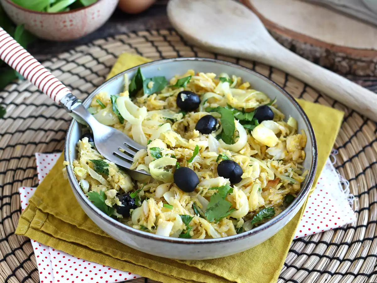 Bacalhau à Brás, μια εύκολη και νόστιμη παραδοσιακή πορτογαλική συνταγή - φωτογραφία 6