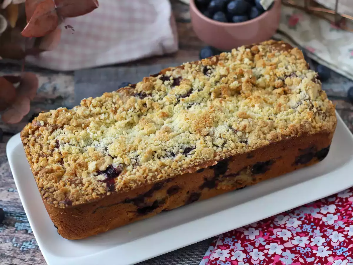 Blueberry crumble cake: το κέικ που συνδυάζει φοντάν, απαλότητα και τραγανότητα! - φωτογραφία 6