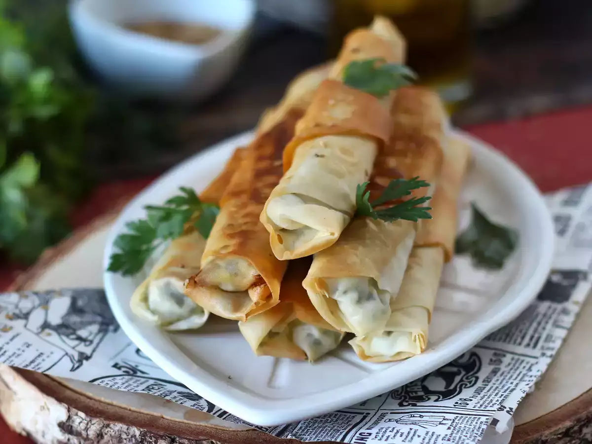 Börek με φέτα και μαϊντανό - φωτογραφία 3