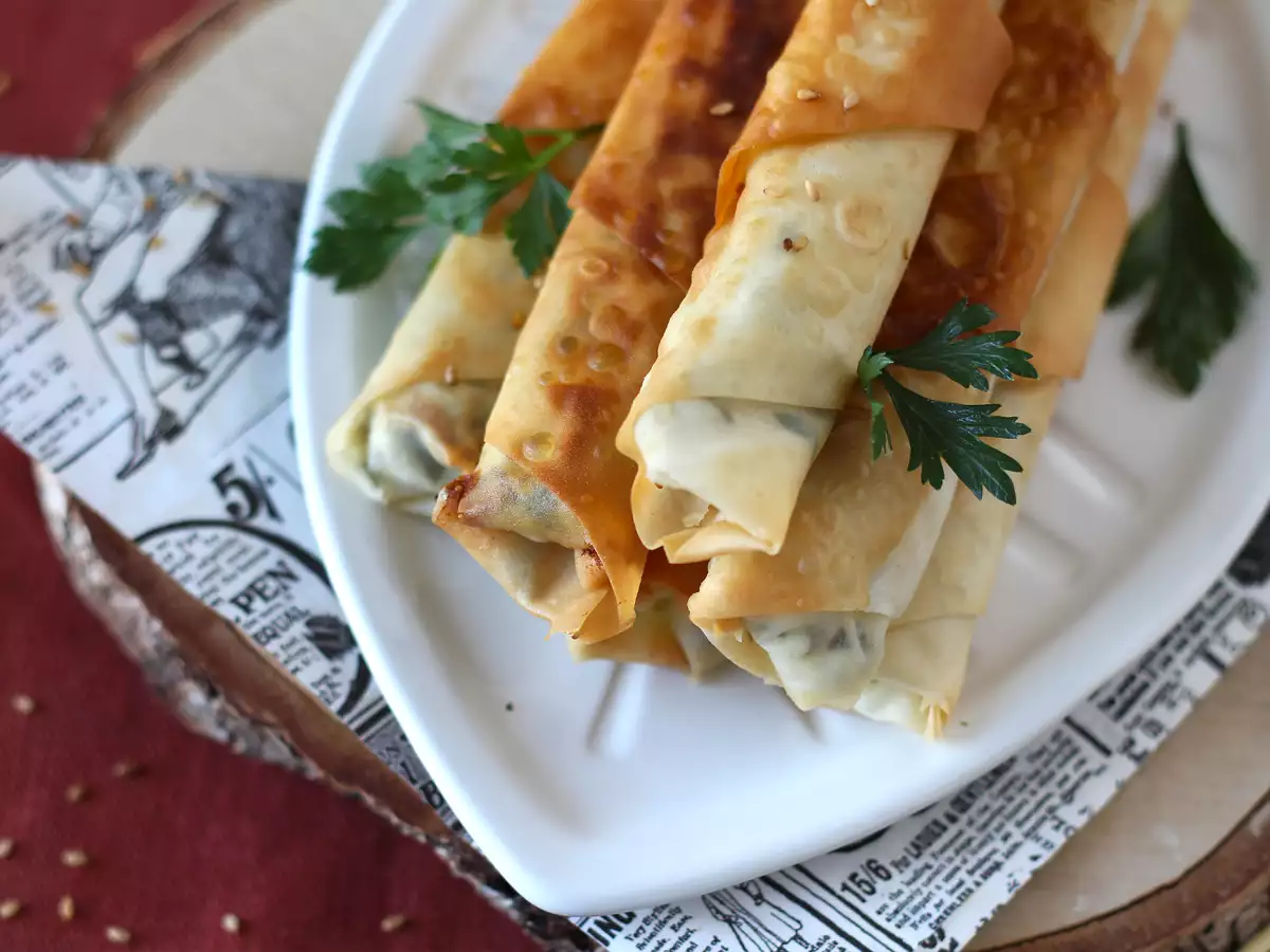 Börek με φέτα και μαϊντανό - φωτογραφία 6