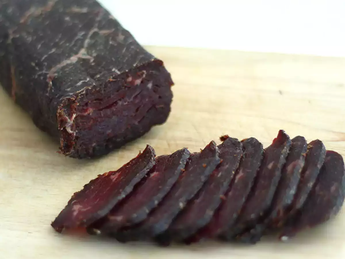 Bündnerfleisch ή βοδινό κρέας