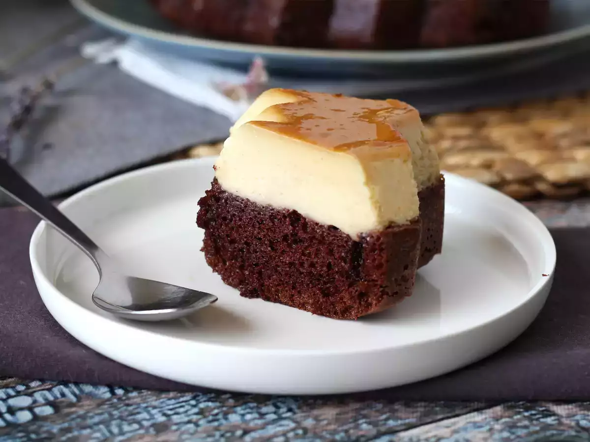 Choco flan, ο τέλειος συνδυασμός ενός ζουμερού κέικ σοκολάτας και ενός flan καραμέλας βανίλιας - φωτογραφία 8