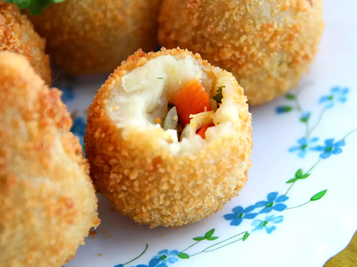 Coxinhas (βραζιλιάνικες κροκέτες κοτόπουλου) - φωτογραφία 3