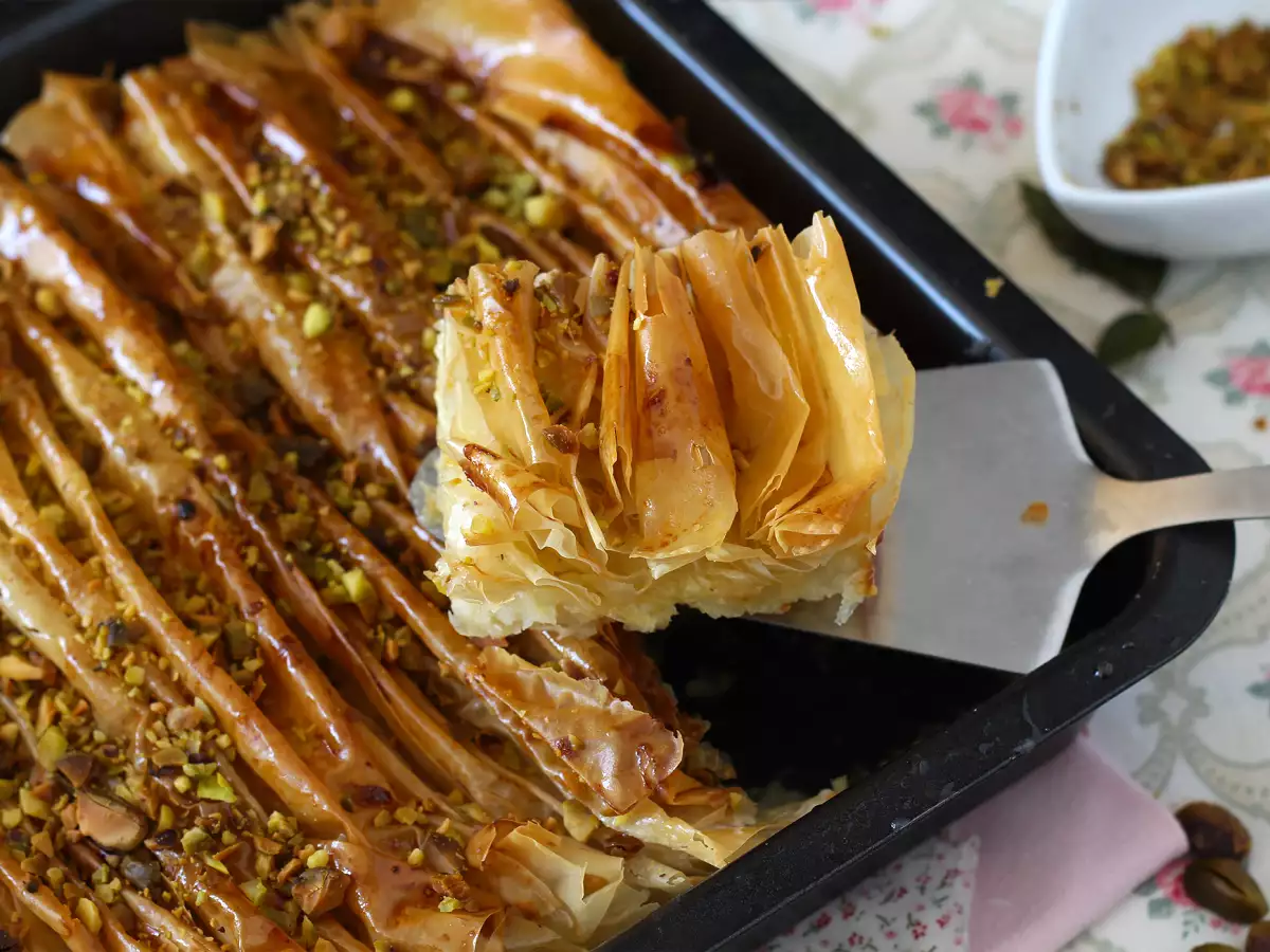 Crinkle cake, το σούπερ τραγανό κέικ που φτιάχνεται εύκολα - Laz Borek turc facile - φωτογραφία 4