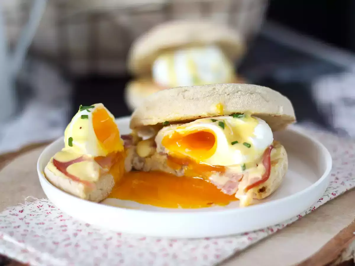 Eggs Benedict: η τέλεια συνταγή για πρωινό! - φωτογραφία 2