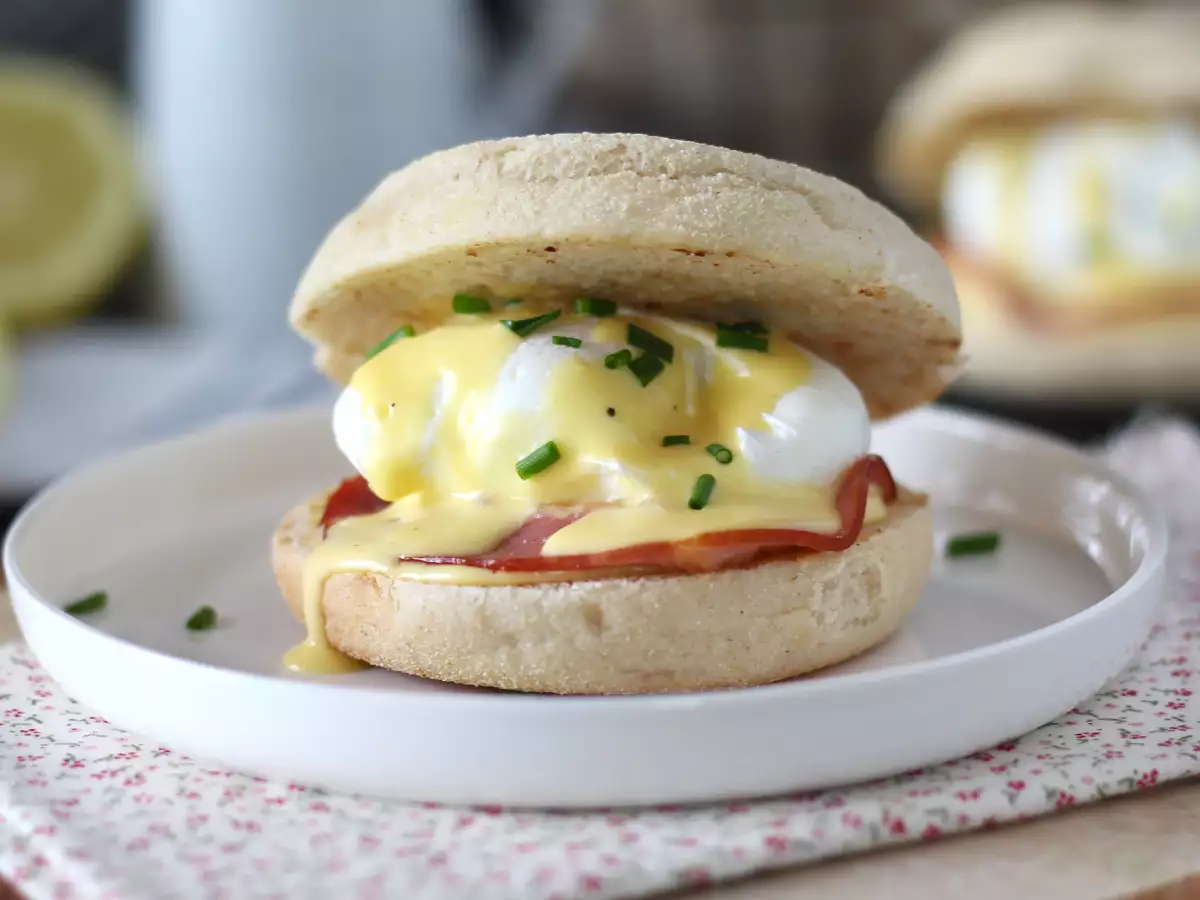 Eggs Benedict: η τέλεια συνταγή για πρωινό! - φωτογραφία 7